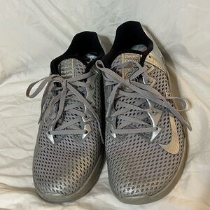 Rubber sole material, lace up closure.